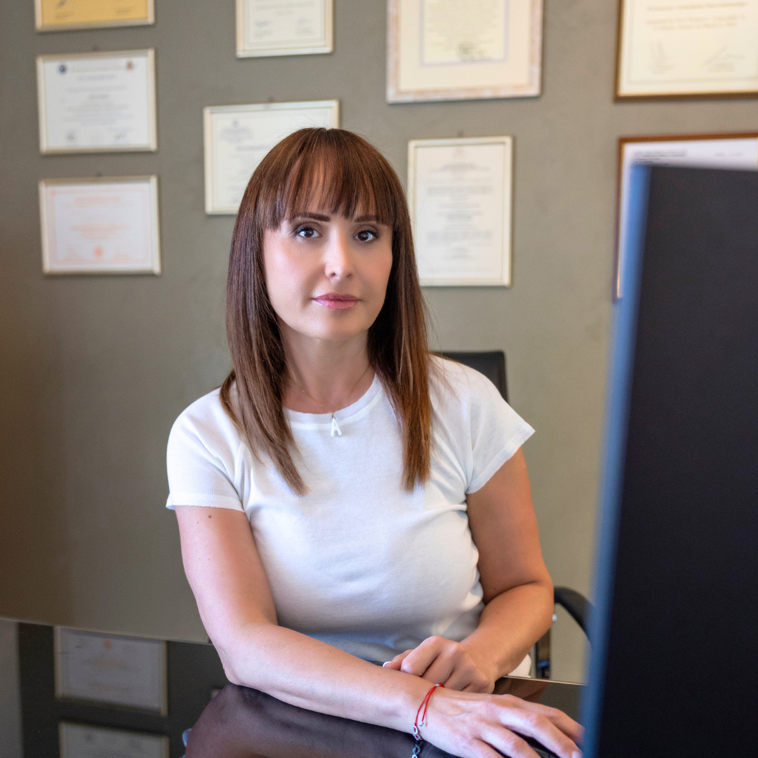 Αργυρώ Μπίλα, Οδοντίατρος στην Αθήνα